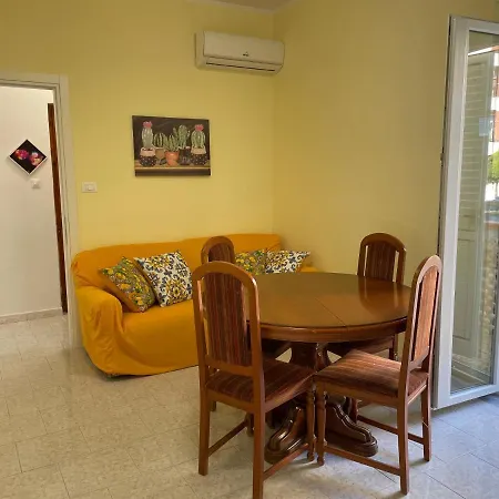Da Olga- Casa Vacanze * Badolato Marina